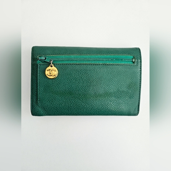 Chanel Green Caviar Vintage Small Flap Wallet - Picture 2 of 14